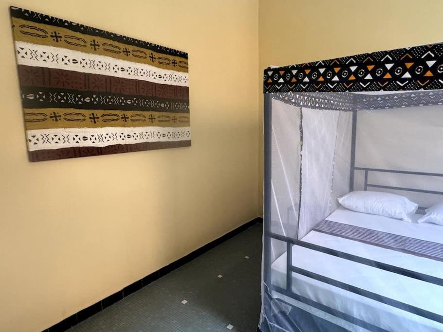 Independent Room On Island In Colonial House With Private Entrance Saint-Louis Zewnętrze zdjęcie